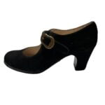 Zapato flamenca de ante negra y hebilla dorada