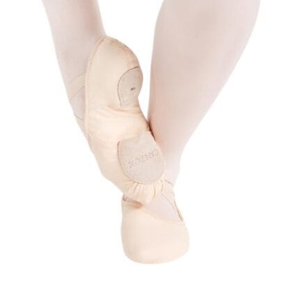 zapatilla media punta modelo hanami de la marca Capezio en color rosa claro