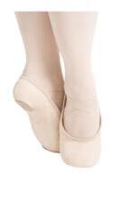 Zapatillas Stella de la marca Capezzio. Suela partida