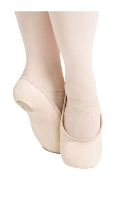 Zapatillas Stella de la marca Capezzio. Suela partida