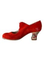 Zapato flamenco modelo Arty de la marca Begoña Cervera en ante y charol rojo